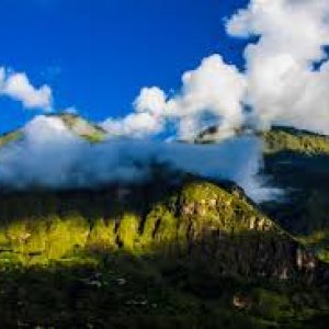 Sandakphu–Phalut Trek